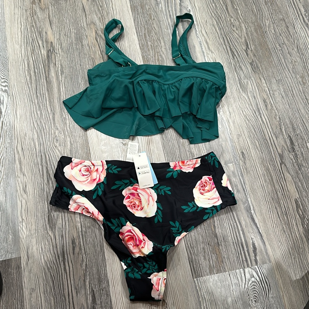 Cupshe Knotted Ruffle Plus Size Tankini - Picture 4 of 9